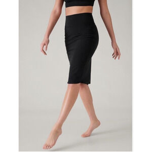 Athleta XL Transcend High Rise Skirt Black Ruched Side Nylon Blend Pull On D33